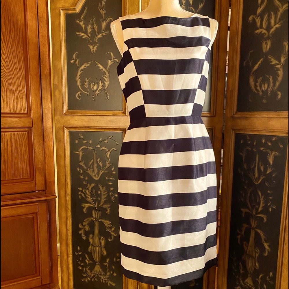 Antonio Melani dark navy blue/ivory dress size 6